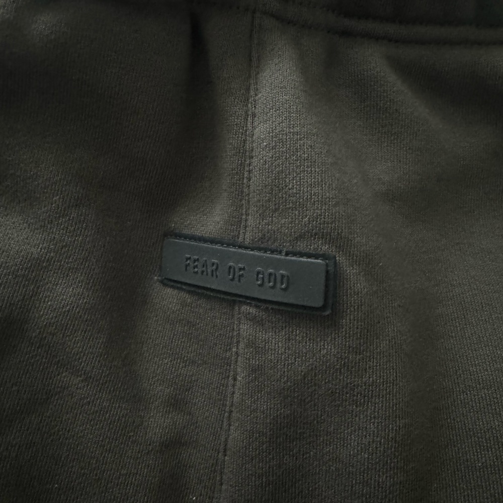 Essentials sweatpants - Picture 3 of 5